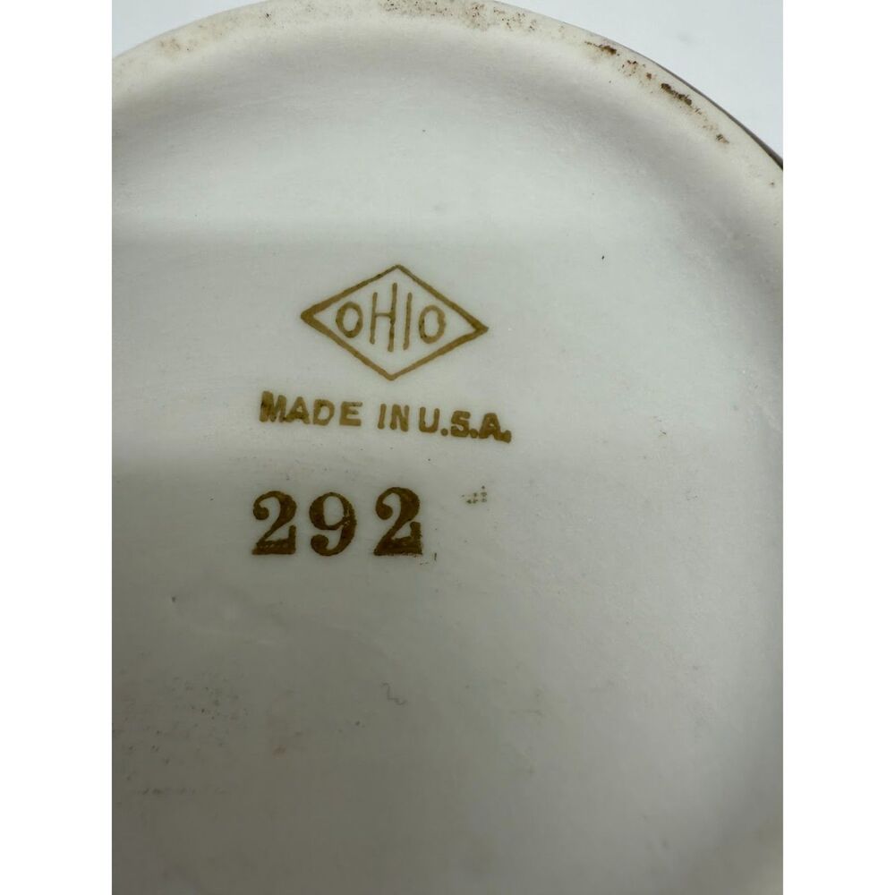 π΄ vintage Fraunfelter Ohio USA creamer in lustre brown, marked with "#292". - Picture 7 of 8